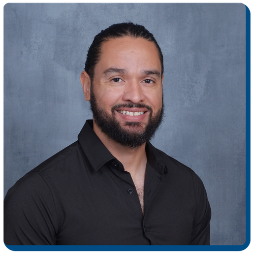 Professional headshot of Love Life Academy Dating Coaching Oliver